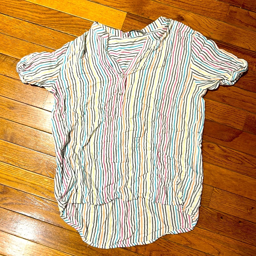 Women’s top, size small